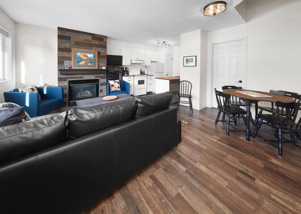Вилла Mountain Gate - Pet Friendly 2Br W Mountain Views And Open Hot Tub Канмор Экстерьер фото